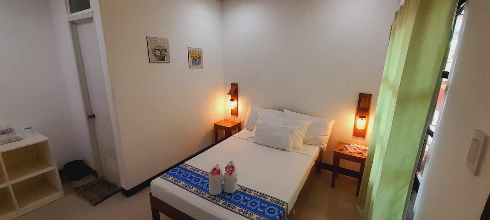 El Taraw Bed & Breakfast Puerto Princesa ภายนอก รูปภาพ