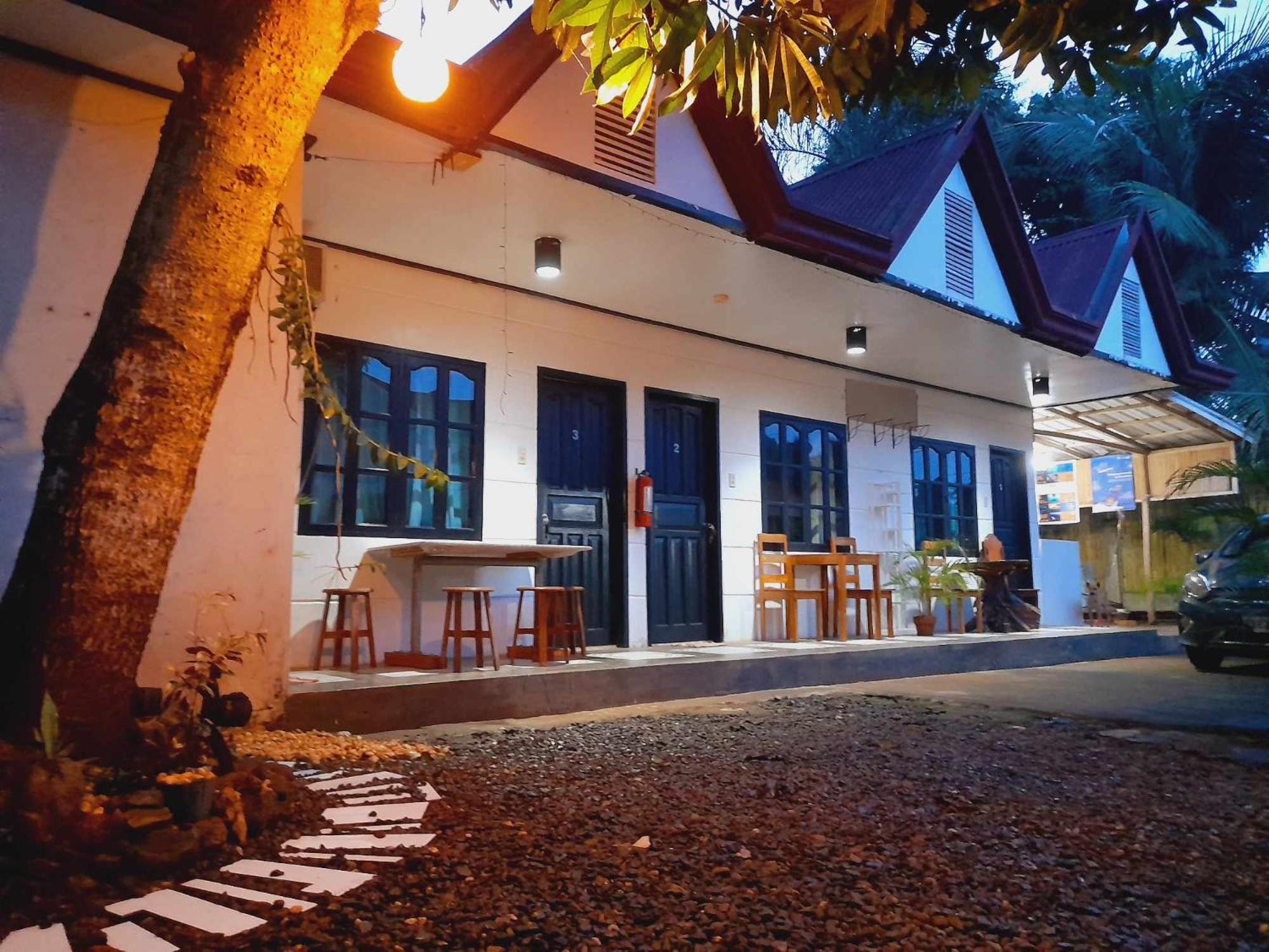 El Taraw Bed & Breakfast Puerto Princesa ภายนอก รูปภาพ