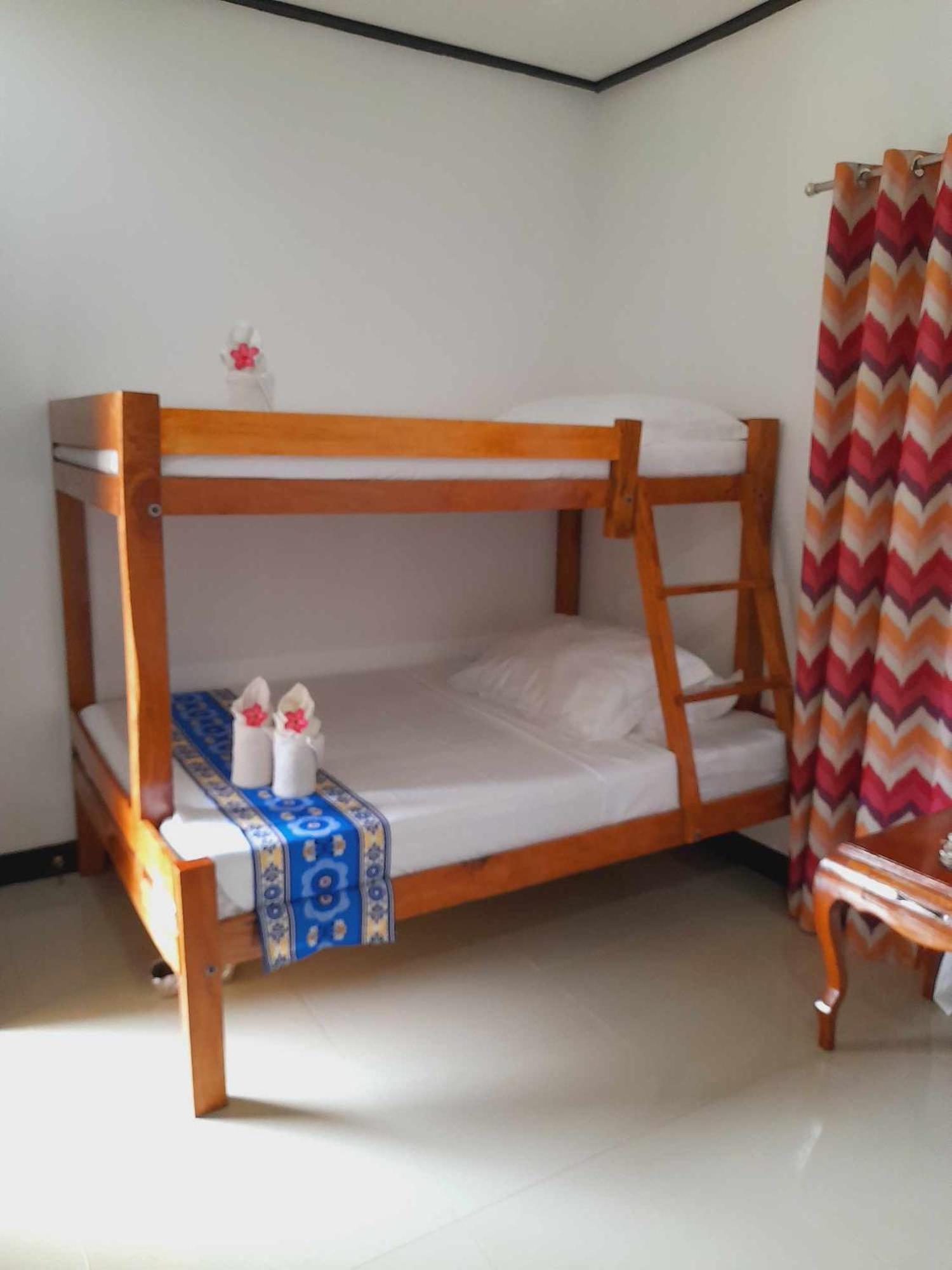 El Taraw Bed & Breakfast Puerto Princesa ภายนอก รูปภาพ