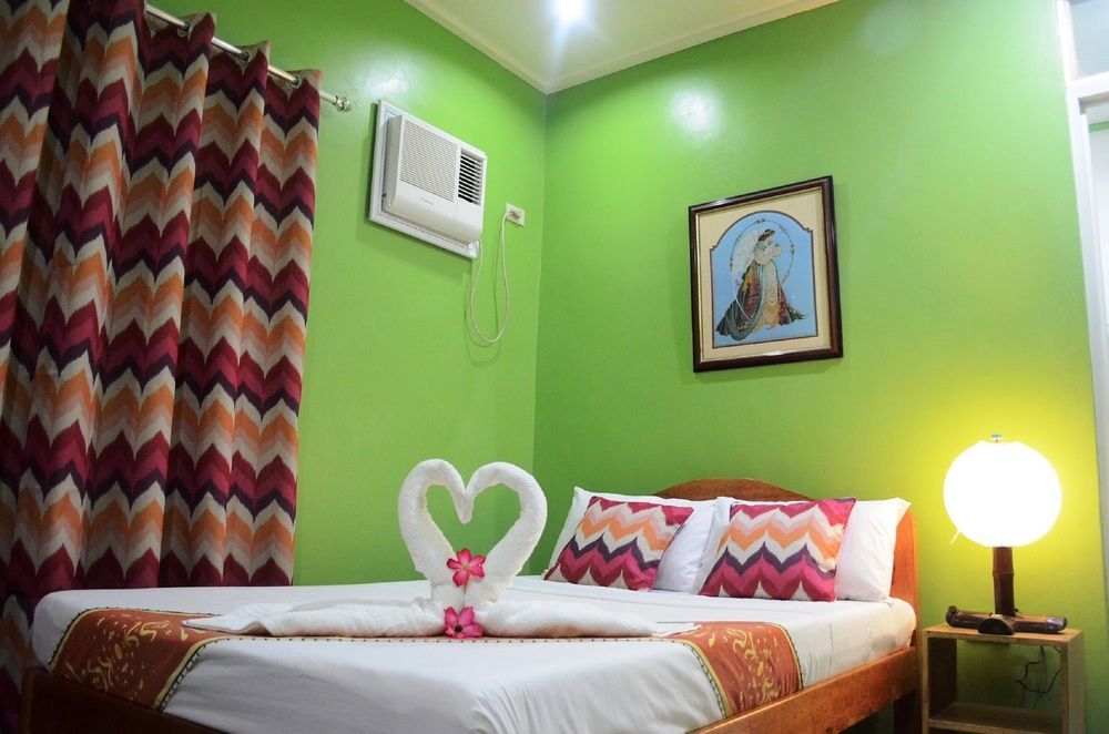 El Taraw Bed & Breakfast Puerto Princesa ภายนอก รูปภาพ
