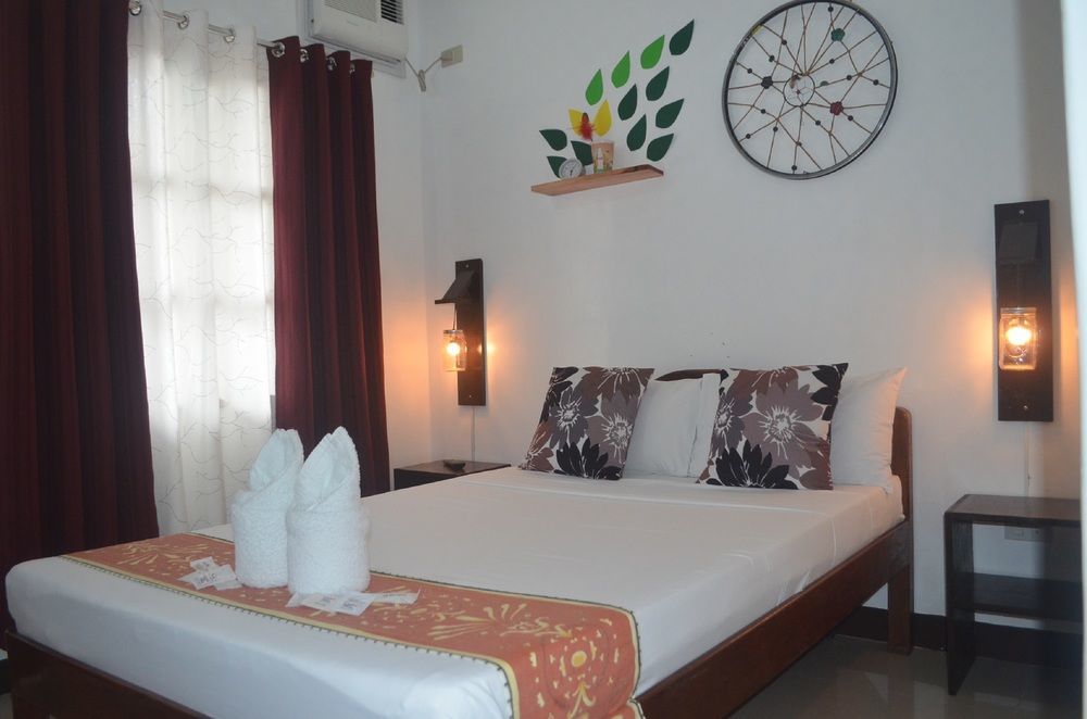 El Taraw Bed & Breakfast Puerto Princesa ภายนอก รูปภาพ