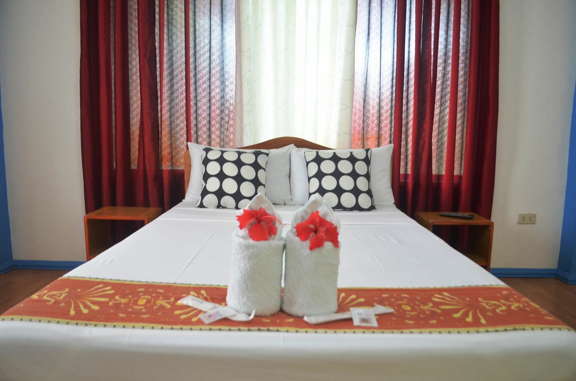 El Taraw Bed & Breakfast Puerto Princesa ภายนอก รูปภาพ